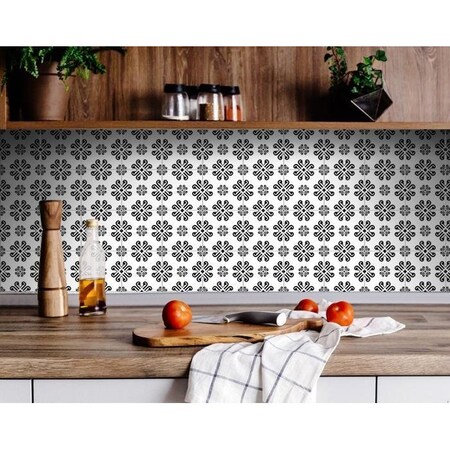Homeroots 8 x 8 in. Black & White Daisy Peel & Stick Removable Tiles 399884